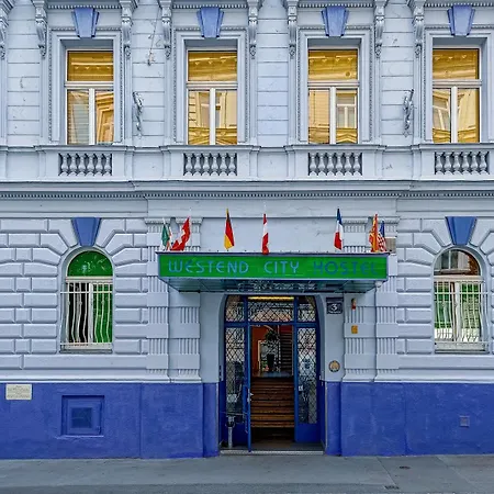 Westend City Hostel-3