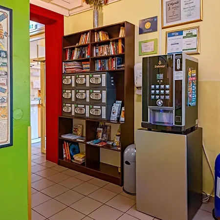 Westend City Hostel-2